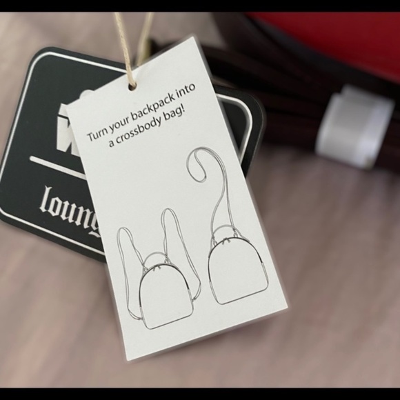 Disney Star Wars Loungefly Bespin Millenium Falcon Red Convertible Backpack NEW - Picture 5 of 6